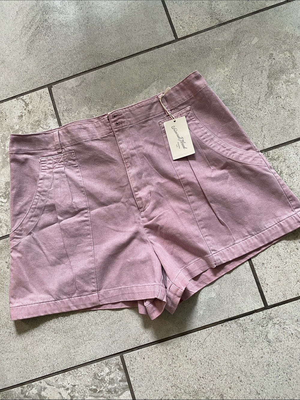 Universal Thread Lavender/Pink/Orchid High-Rise Pleated Shorts